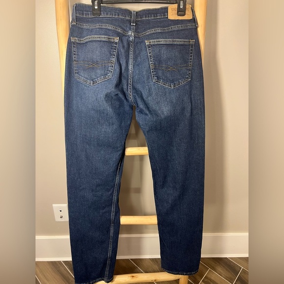 Levi’s signature Strauss Men's Blue Jeans 32/32 straight leg dark wash - Picture 2 of 6